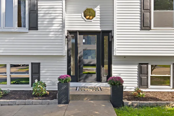 612 WIMBLETON TRL
