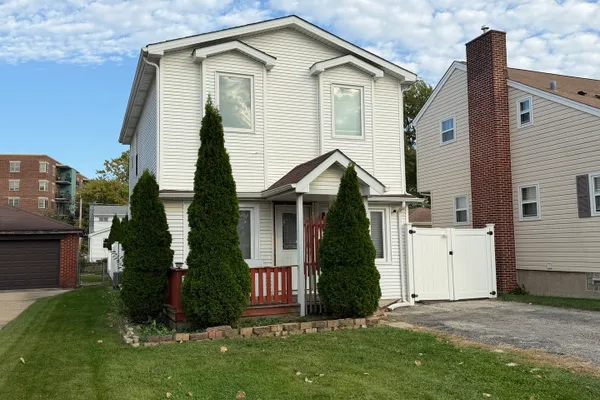 4115 WESLEY TER