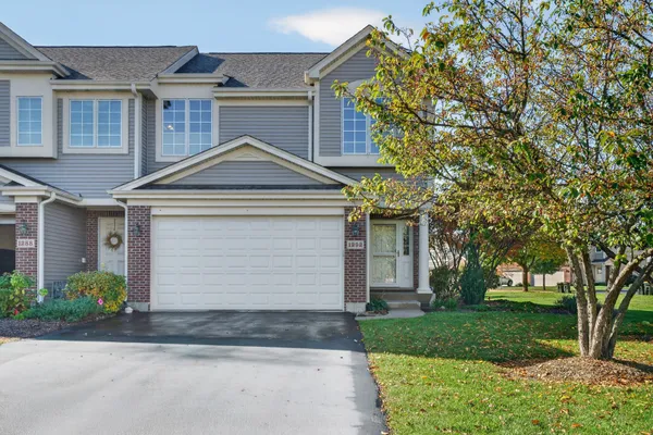 1292 W LAKE DR