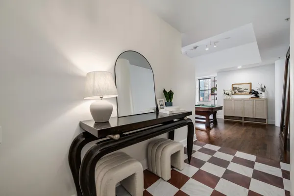 165 N CANAL ST 1412