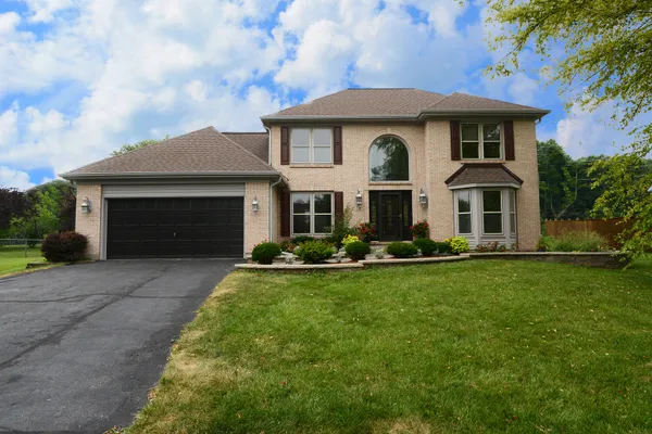 650 LAVINA CT