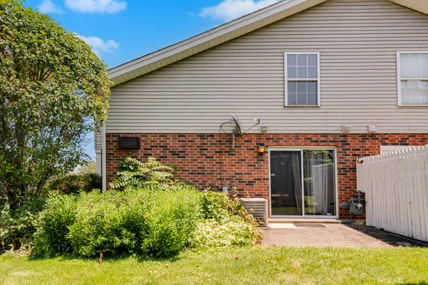 14704 KENTON AVE 14704