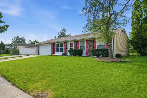 206 JUDY LN