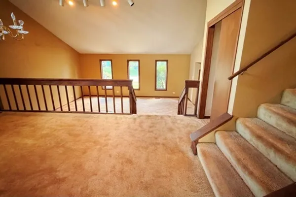 18348 CARRIAGE LN