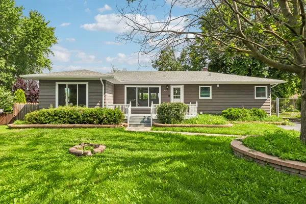 520 WOODLYN DR
