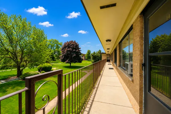 39 KING ARTHUR CT 15