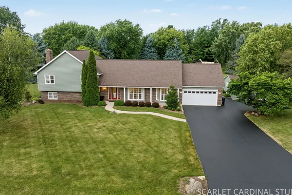 38W324 KILLEY LN