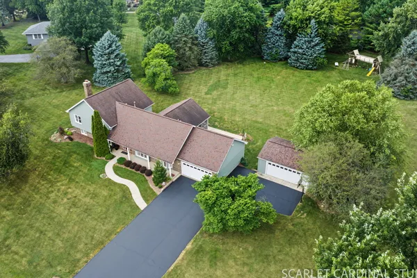 38W324 KILLEY LN