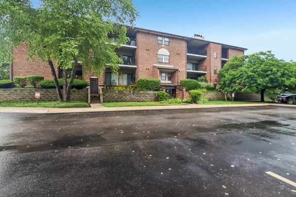 720 WEIDNER RD 200