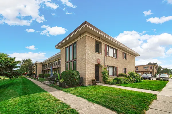 14 KING ARTHUR CT 13