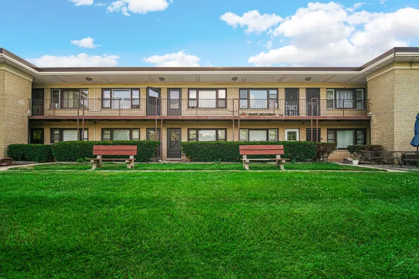 14 KING ARTHUR CT 13