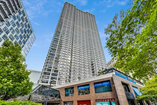 405 N WABASH AVE 715