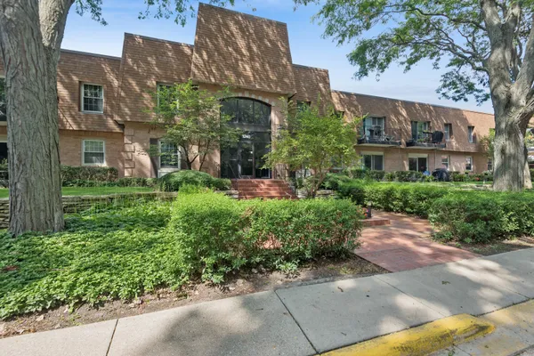 1240 PARK AVE 331