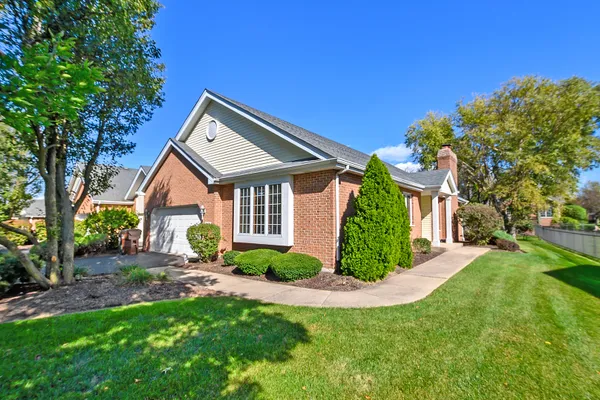 21163 DEERPATH RD