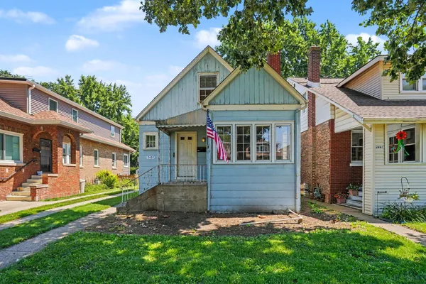 3437 OAK AVE