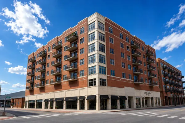 2322 S CANAL ST 708