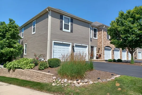 477 VILLAGE GREEN RD 201A