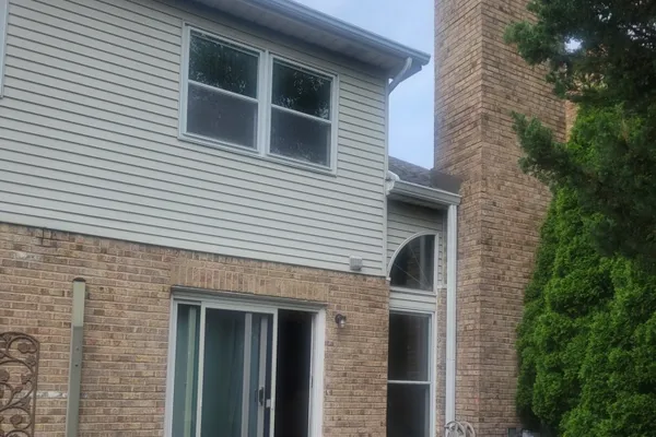 405 S WENBRIAR SQ