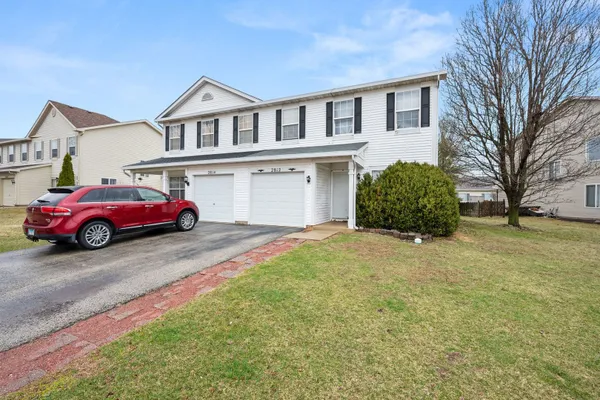 2812 REBECCA CT