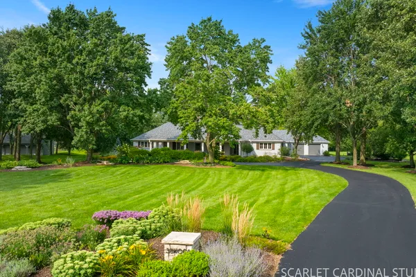 38W064 TANGLEWOOD DR