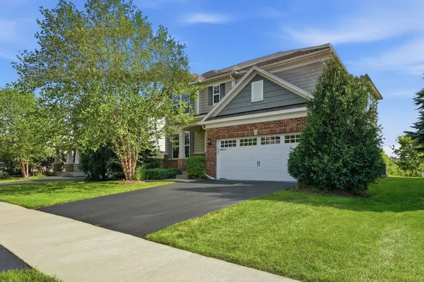 5 PALISADES BLVD