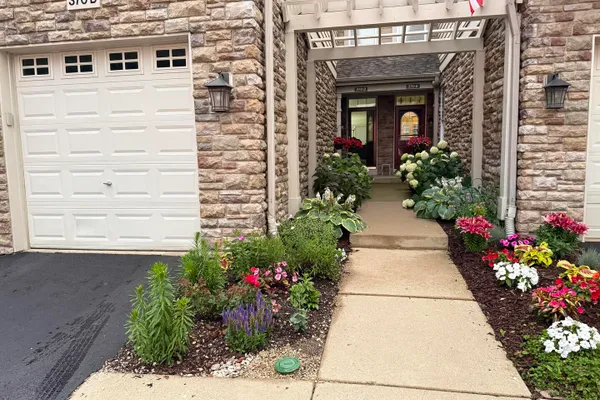 370 SUNDOWN CT D