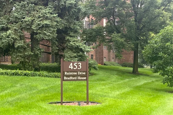 453 RAINTREE DR 5K