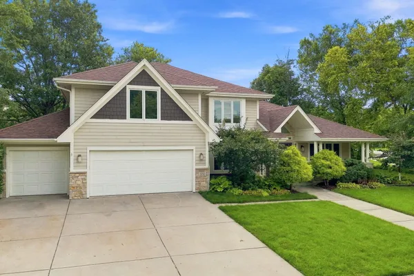2752 WENDY DR