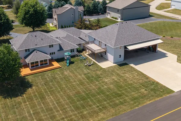 2601 CESSNA CIR