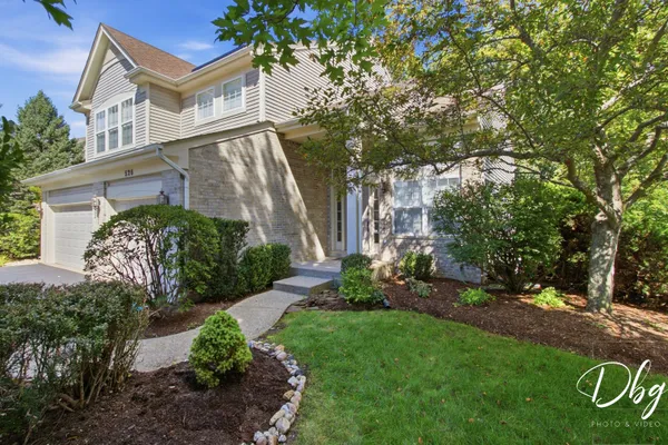 526 MIDDLEBURY DR