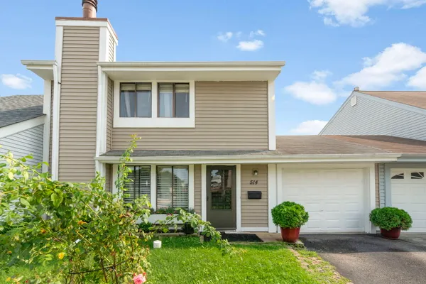 514 GARDINER CT