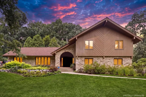 8648 WEDGEWOOD DR