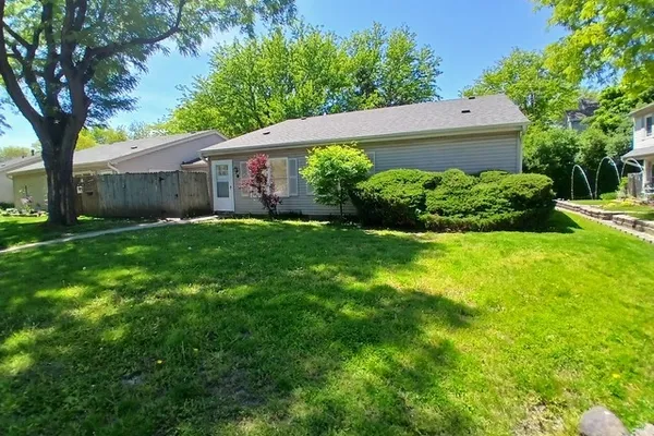 12 FERNWOOD DR O