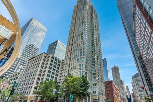 345 N LA SALLE DR 3604