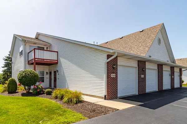 7349 WALLINGFORD WAY 7349