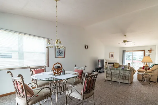 7349 WALLINGFORD WAY 7349