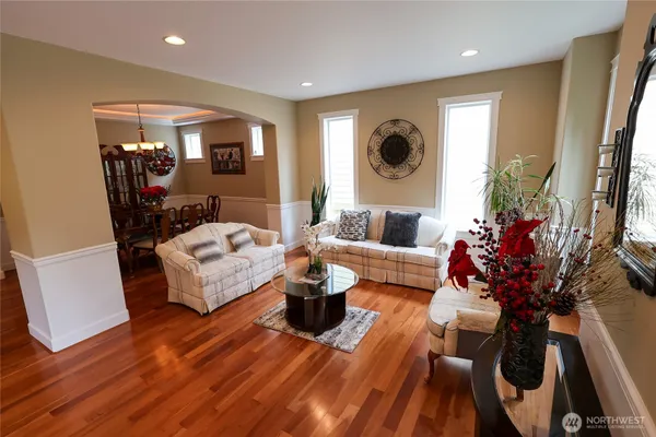 3882 CAMERON DR