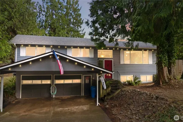 134 E CANYON VIEW DR