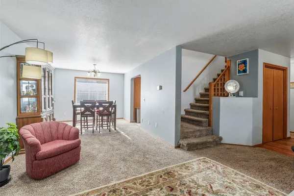 5531 FINCH DR