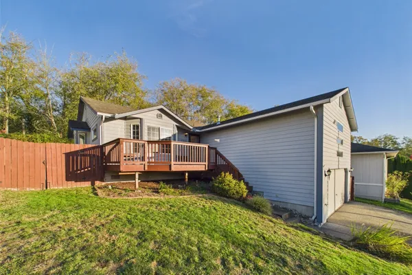 17431 HIGHLAND VIEW DR