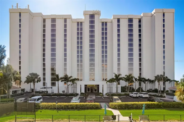 2425 GULF OF MEXICO DR 14B