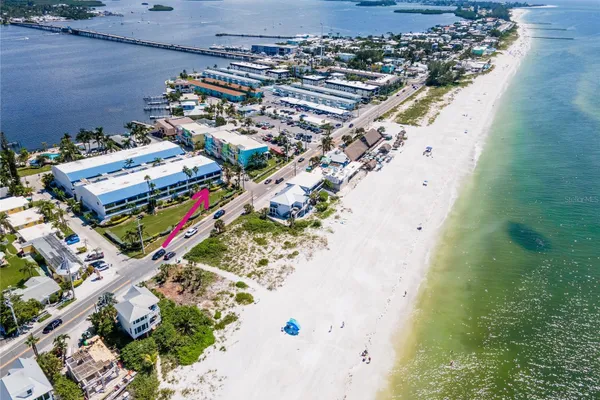 1007 GULF DR 106