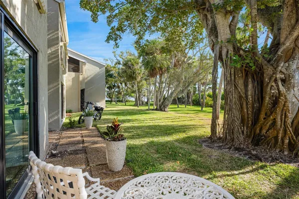 5260 GULF OF MEXICO DR 403
