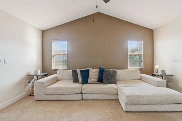 4181 CENTER POINTE CIR 91B