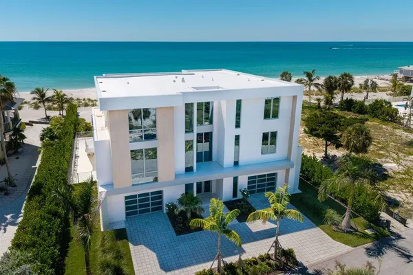 6489 GULFSIDE RD