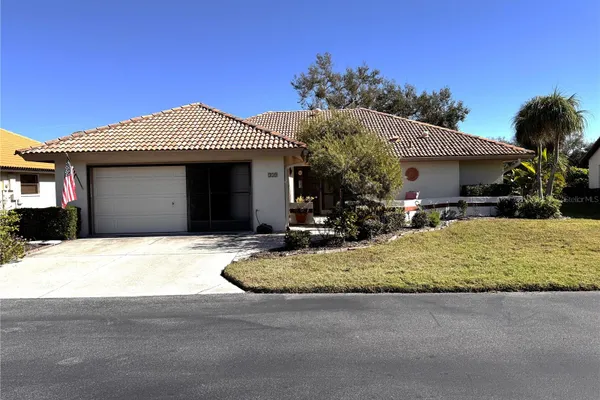 229 LAUREL HOLLOW DR 83
