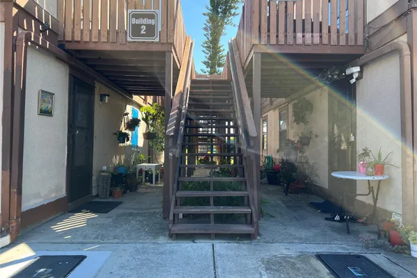 5026 WATER OAK DR 208