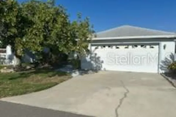 2416 WATERFORD CT