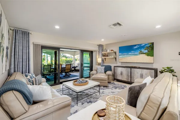6777 DANAH CT
