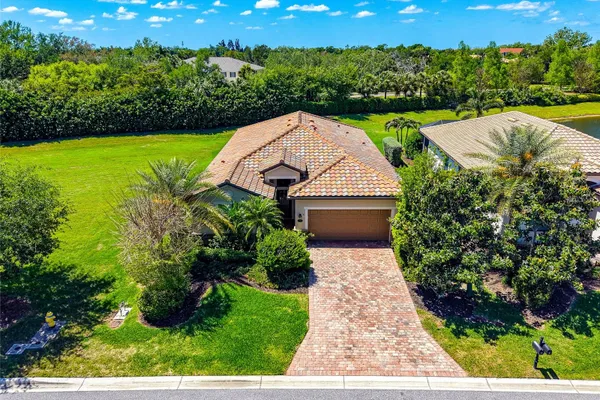 157 WANDERING WETLANDS CIR